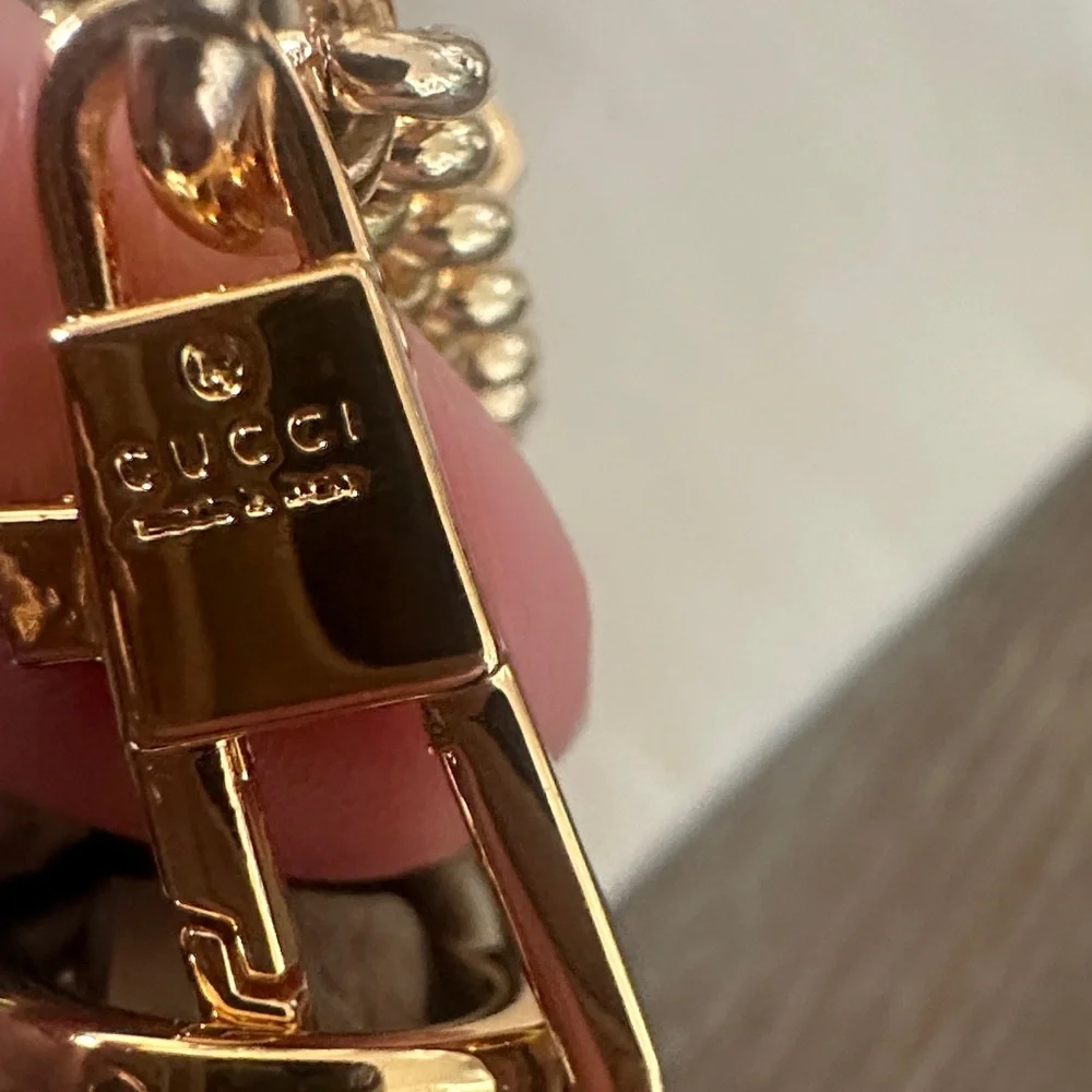 Gucci Beige Clutch with Gold Chain - Picture 5 of 13